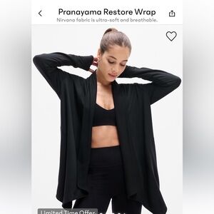 Athleta Pranayama restore wrap